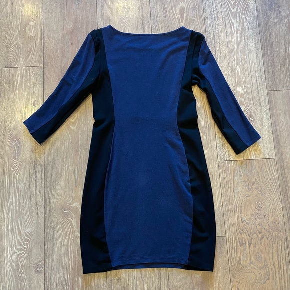 H&M tight fitting Dress - Picture 2 of 3